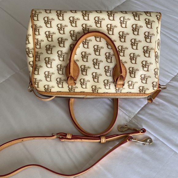 Dooney & Bourke Bag - Picture 5 of 5